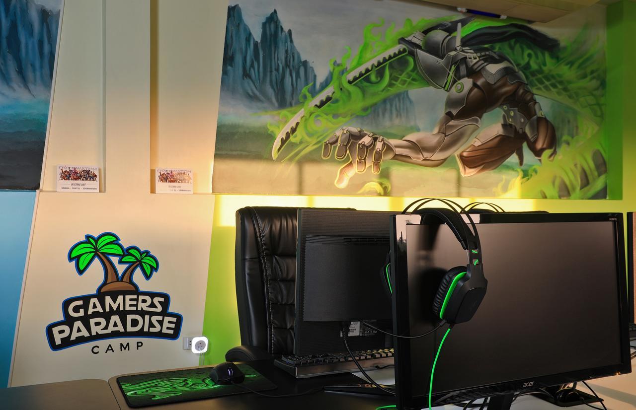 Gamers Paradise Hotel Chalong Exterior foto